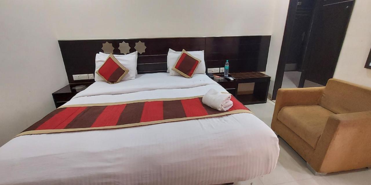 Hotel The Orion Dzsaipur Kültér fotó